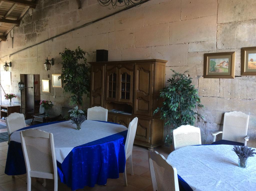 La Cour Des Cloches Bed & Breakfast Mainxe Exterior photo