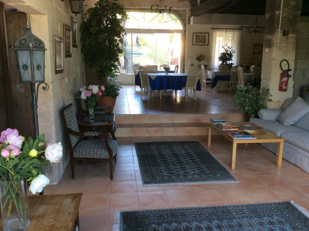 La Cour Des Cloches Bed & Breakfast Mainxe Exterior photo